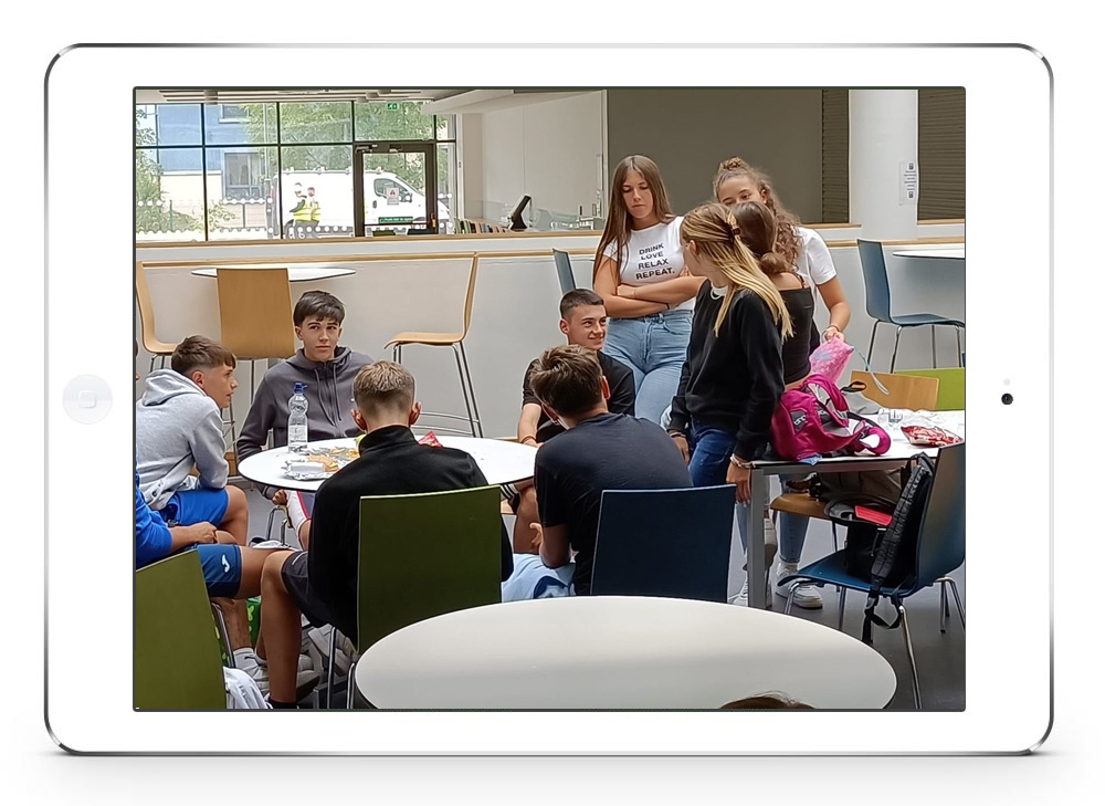 CENTRE-POINT ACADEMIA DE INGLES CLASES CENTRE-POINT ACADEMIA DE INGLES CLASES
