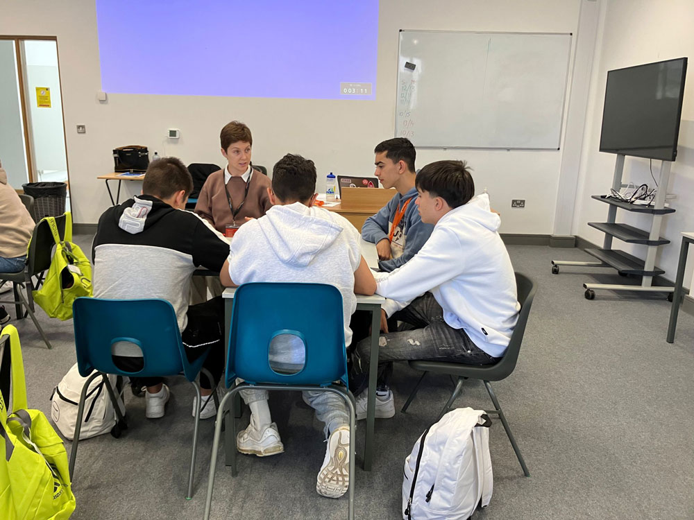 Campamentos de verano en Irlanda estudiantes Centre Point Academy Campamentos de verano en Irlanda estudiantes Centre Point Academy