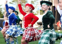 centre-point-cursos-de-verano-Edimburgo-Escocia-activiadades-bales-tradicionales